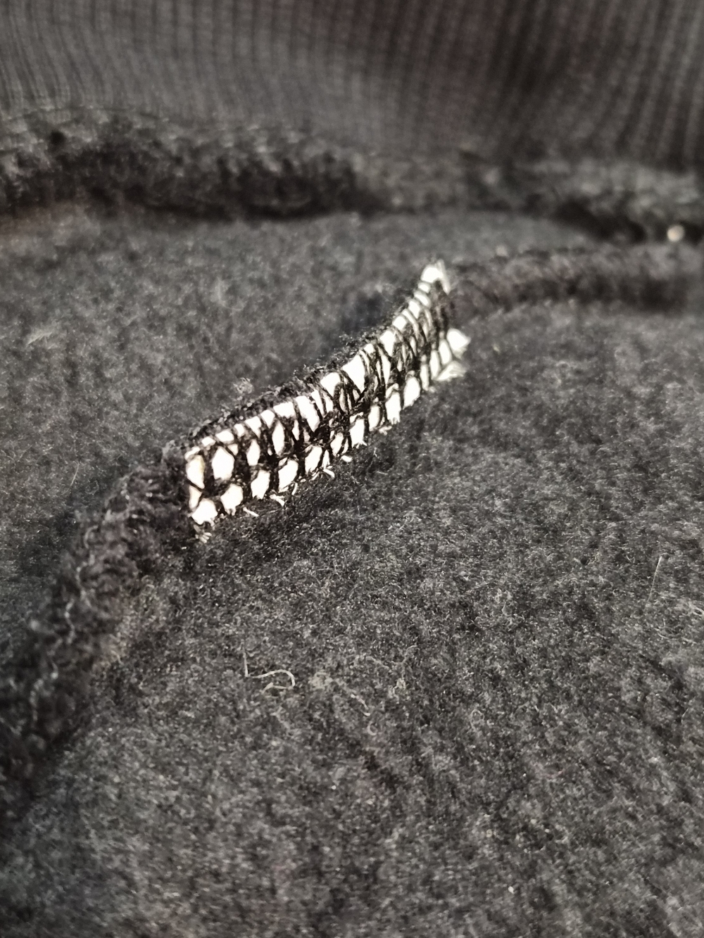 Kappa 222 Banda Logo Taping Cropped Sweatshirt -‎ Black/White Small - Picture 10 of 10